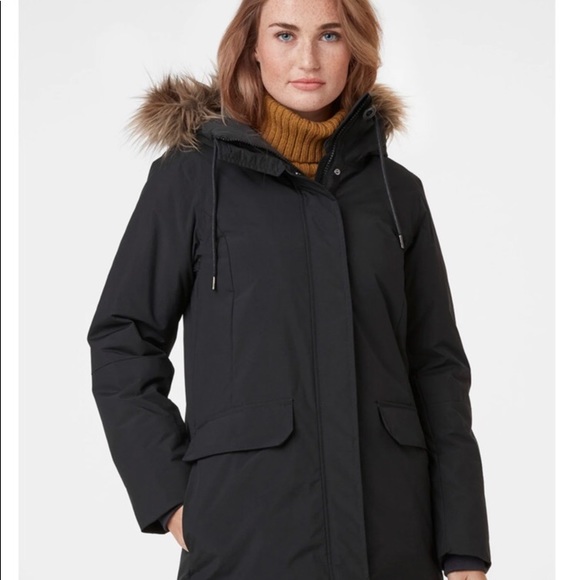 Helly Hansen Jackets & Blazers - NWT Helly Hansen W Classic Parka
